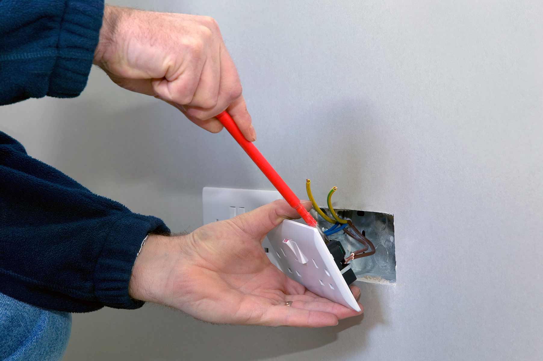 Our electricians can install plug sockets for domestic and commercial proeprties in Burntwood and the local area. 